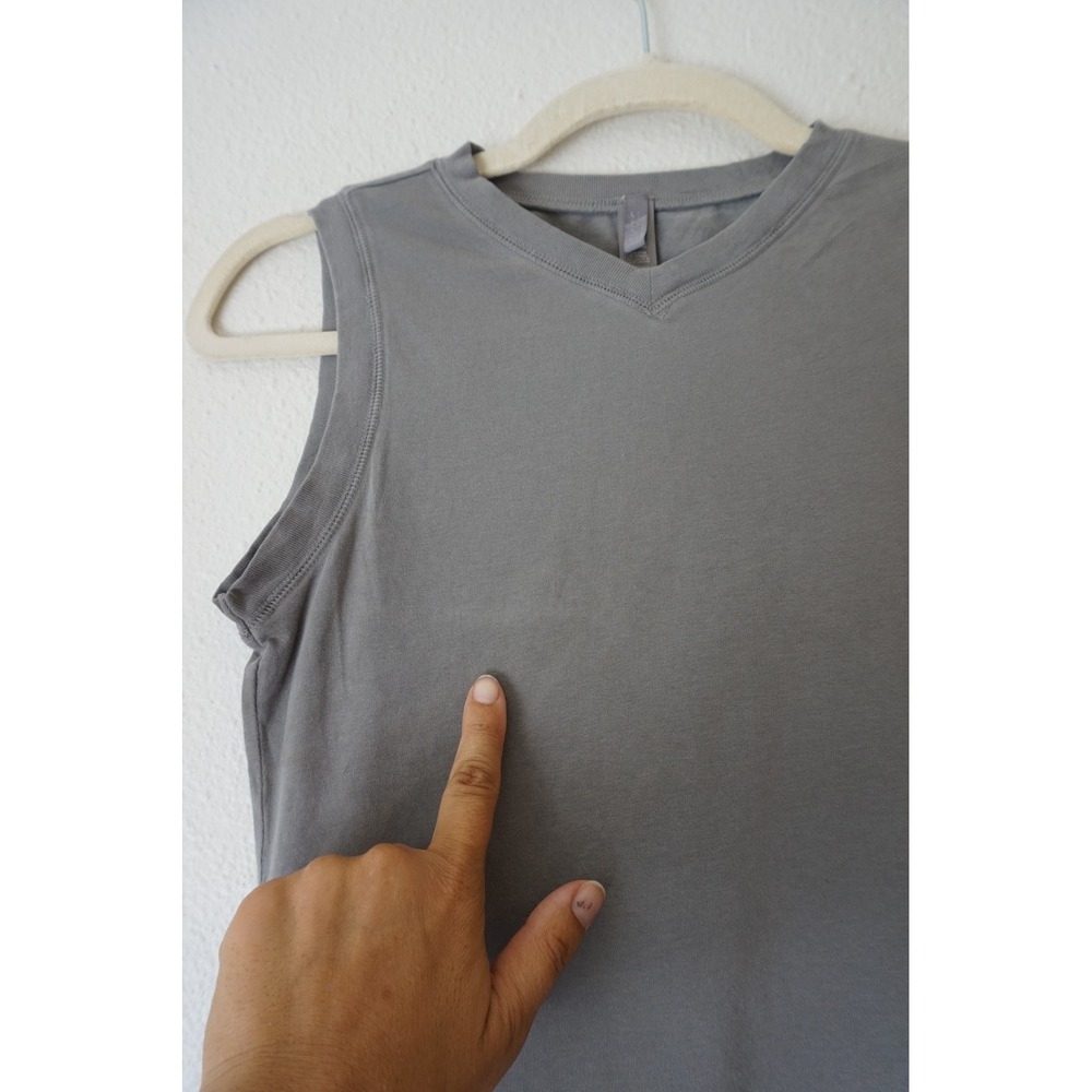 SKIMS Vintage V-neck Muscle Tee Tank Top Minimalist Loungewear Gray size S - Picture 3 of 6